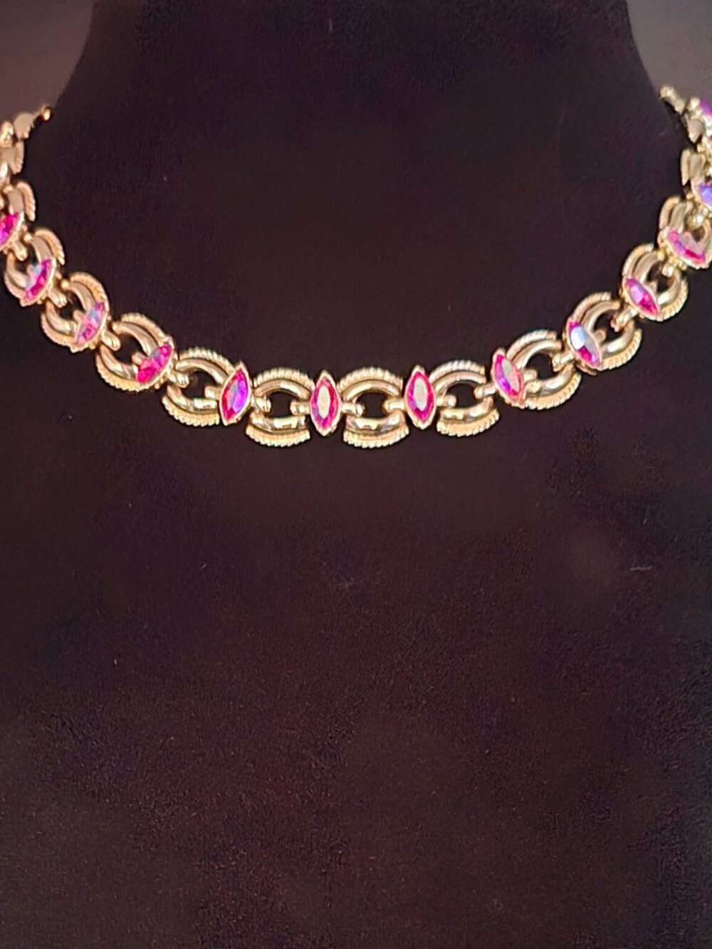 Stunning Signed Coro Gold Tone and Pink Rhinestone Runway Necklace